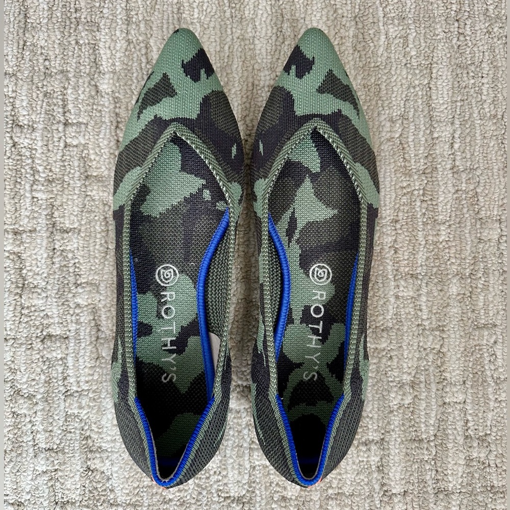 💚 Rothy's camo points size 11